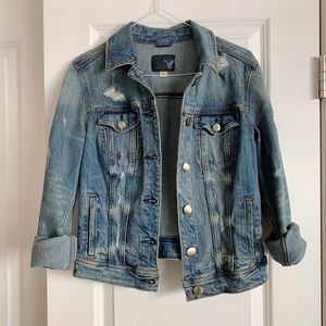 AEO distressed jean jacket